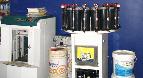 賦彩塗料混（hún）勻機
